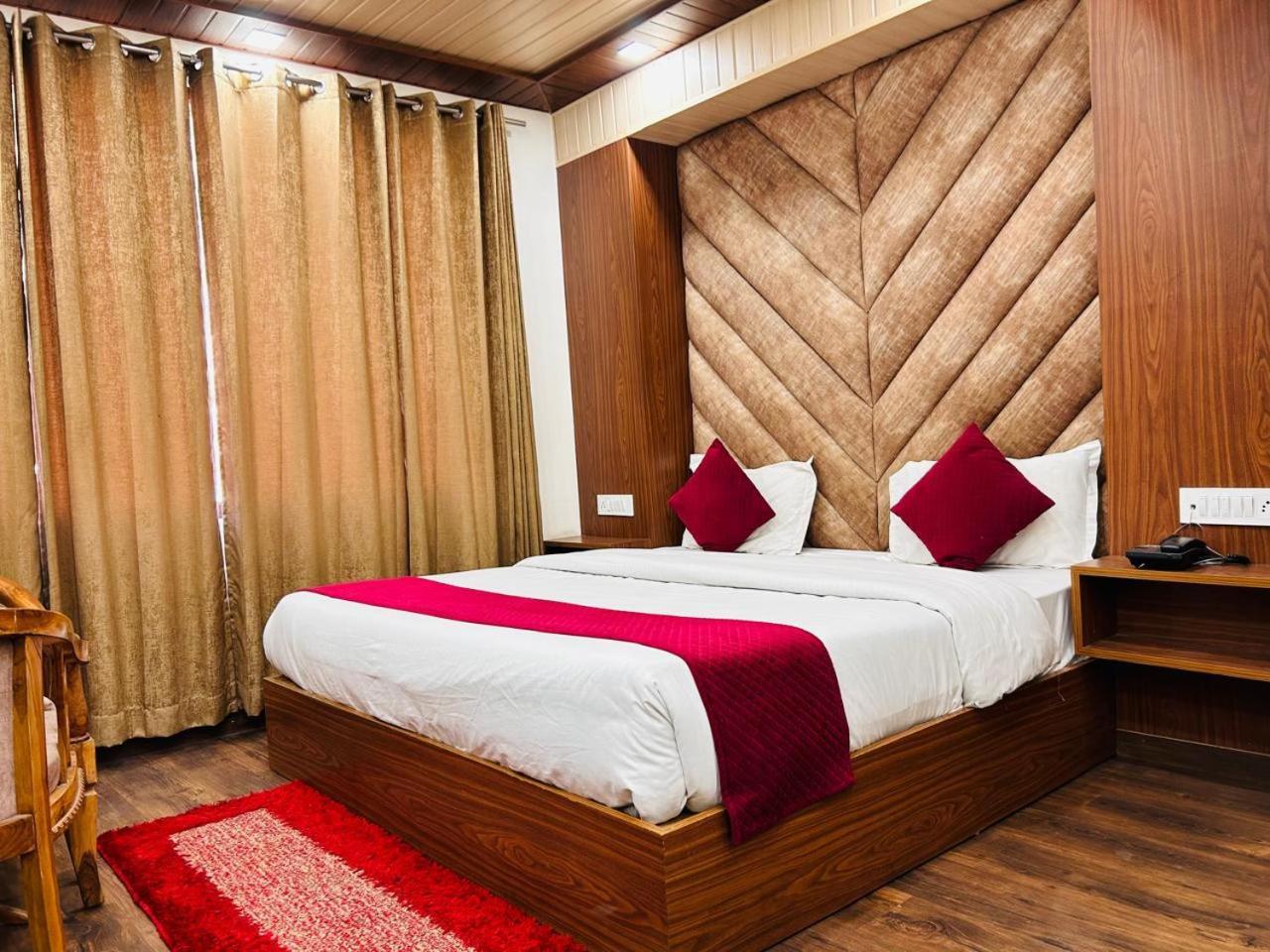 Yog Maya Regency B&B Шімла Екстер'єр фото