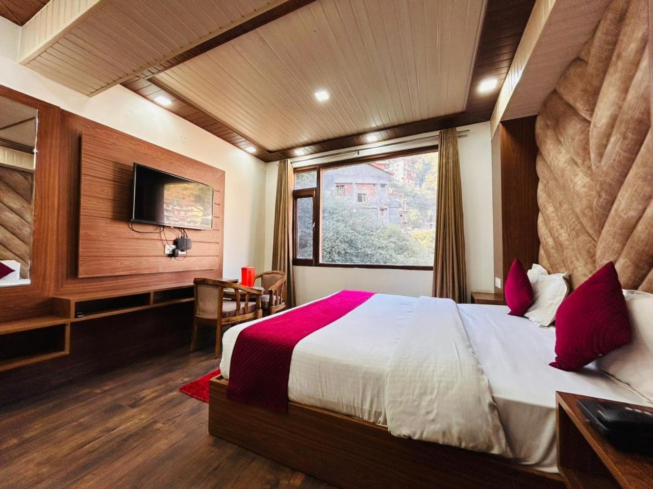 Yog Maya Regency B&B Шімла Екстер'єр фото